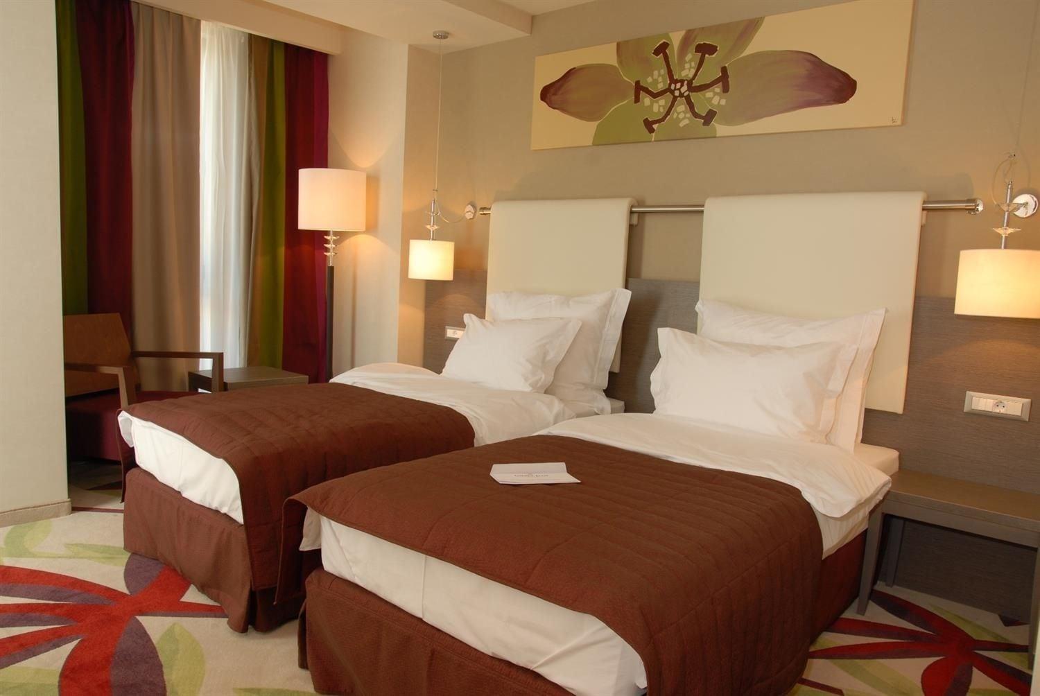 Golden Tulip Ana Dome Hotel 4*