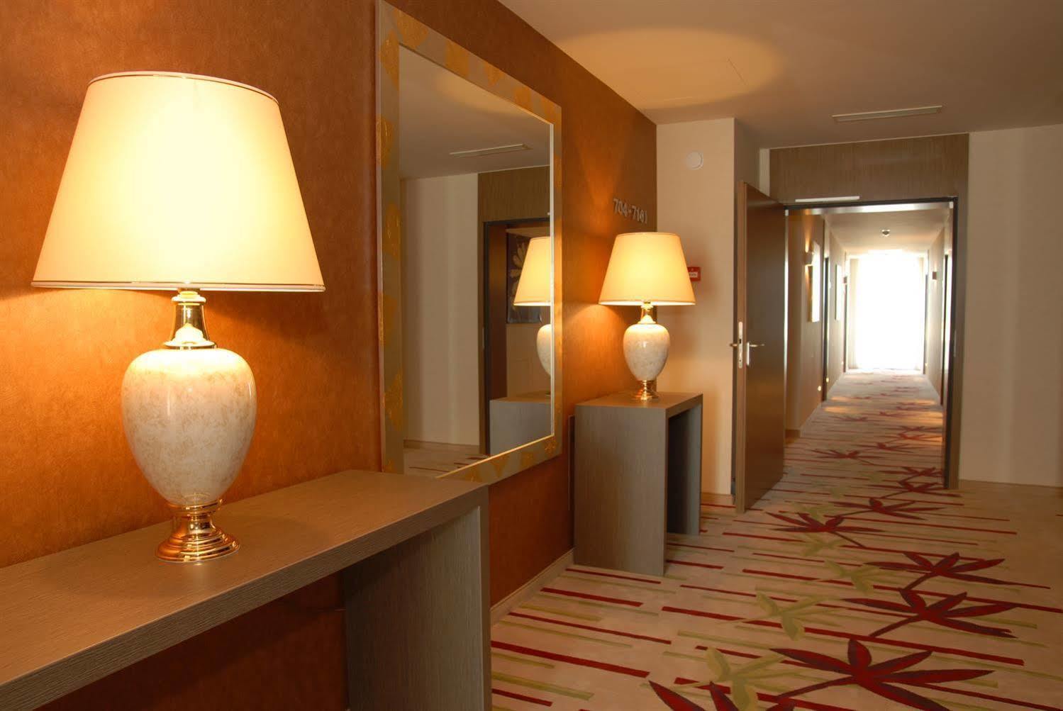 Hotel Golden Tulip Ana Dome Cluj-Napoca